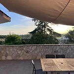 Case Vacanza E Camere In Villa Isabella Con Parcheggio Custodito E Wifi