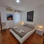 Aradeo Apartments
