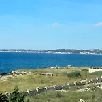 Madre Natura - Seafront & Luxury Design House