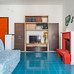 Sea Tower Apartment Bari Sea Front - Happy Rentals
