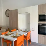 Stretti & Distratti - Suite Home