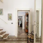 Appartamento Vintage Con Balcone By Wonderful Italy