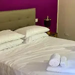 Louma Rooms