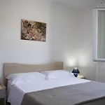 Appartamenti In Via Schipa Pescoluse