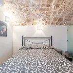 Donna Alfa Suite By Rentbeat