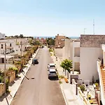 Leucos