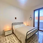 Splendido Patio A 50M Dal Mare - Wifi, Parcheggio Inclusi