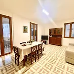 Splendido Appartamento A 50M Dal Mare, Wifi E Parcheggio Inclusi