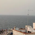 Tra Cielo E Mare