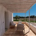 Trullo White Dream Con Piscina