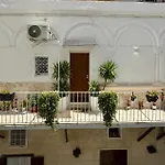 Onny'S House