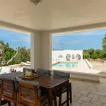Villa Gabriella Con Piscina By Wonderful Italy