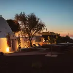 Trullomare & Pool - Housea