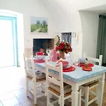 Villetta Con Grande Giardino Nel Cuore Del Salento