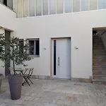 Casa Serri