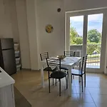 Sun & Sea Apartment