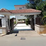 Sere Apartments & Garden