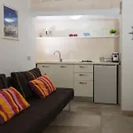 Victoria Apartments