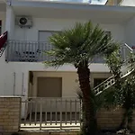 Pharos Apartment