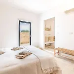 Villa La Selva By Raro Villas