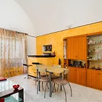 Elena Inn