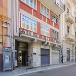 184 Apartment - Urban Convenience Near The Station