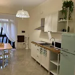 A Un Passo Dal Lago