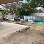 Casa Giuditta Con Piscina A 110 Mt Dalla Spiaggia Di Punta Prosciutto