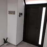 Mia Guest Room