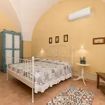 Masseria La Macchiola & Corti Del Mito