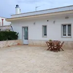 Trulli Dal Sole Alla Luna