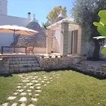 Trulli Sull'Aia San Michele