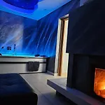 Blue Hole B&B Santeramo In Colle E Jacuzzi Suite