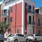 Flamingo Rooms