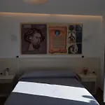 Domus Al Corso B&B