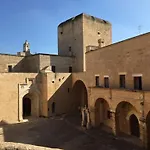La Corte Dei Sarti