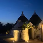 Trulli Pace 1879 Martina Franca