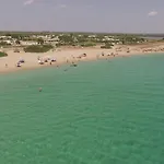 Villetta Misia Con Piscina A 350 Mt Dalla Spiaggia Specchiarica Di San Pietro In Bevagna