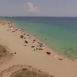 Villetta Misia Con Piscina A 350 Mt Dalla Spiaggia Specchiarica Di San Pietro In Bevagna