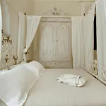 Maison Premiere Lecce