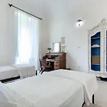 Maison Premiere Lecce