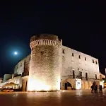 A Due Passi Dal Centro Di Conversano - Terra E Luna Rossa Apartments