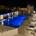 Ts Residence