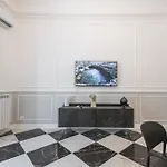 Nitti 76 Luxury Apartment
