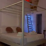 Azalea Suite Deluxe
