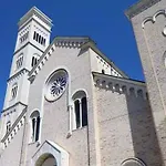 La Torre Dei Templari, Vista Porto