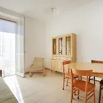 Beach House , Torre Canne - Nemo