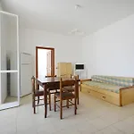 Beach House , Torre Canne - Dori