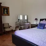 Villa Dell'Amicizia, Idylic Italian Garden Retreat With Heated Pool