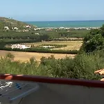 Zwei Zimmer Penthouse Wohnung Mit Terrasse Mit Meerblick